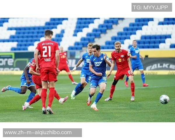 奎维利鲁昂迎战兰斯争夺法乙联赛关键三分的激烈对决